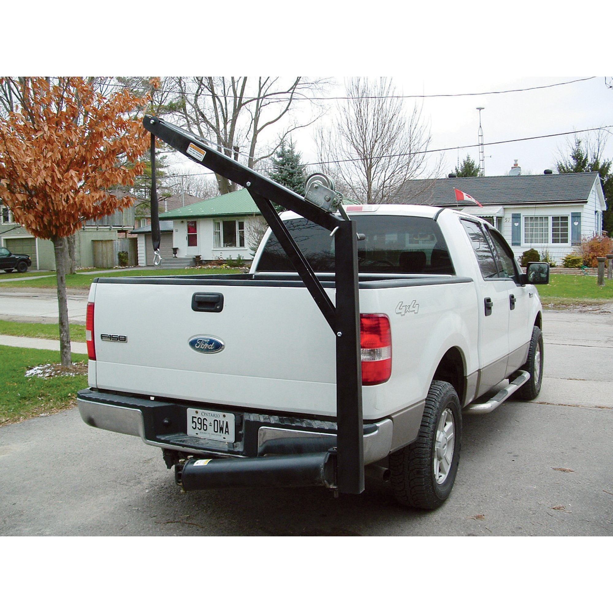 Hitch-Mounted Pickup Truck Crane — 600-Lb. Capacity, Model# 14-0001